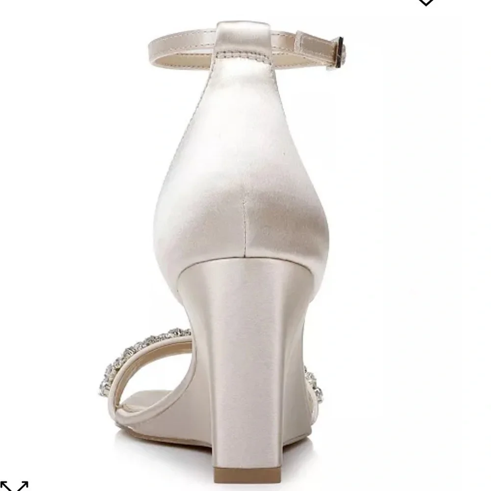 Badgley Mischka Champagne Satin Jeweled Wedge Sandal Size 7